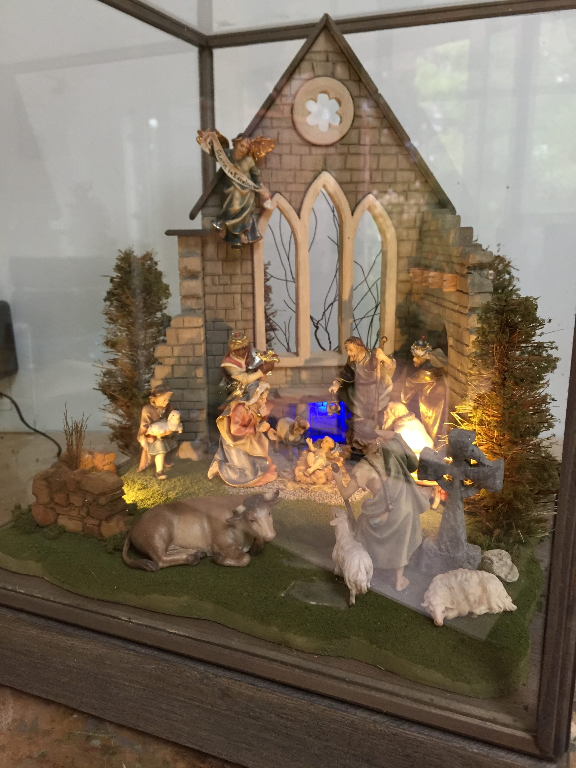 The Irish Cathedral Nativity, photograph 5