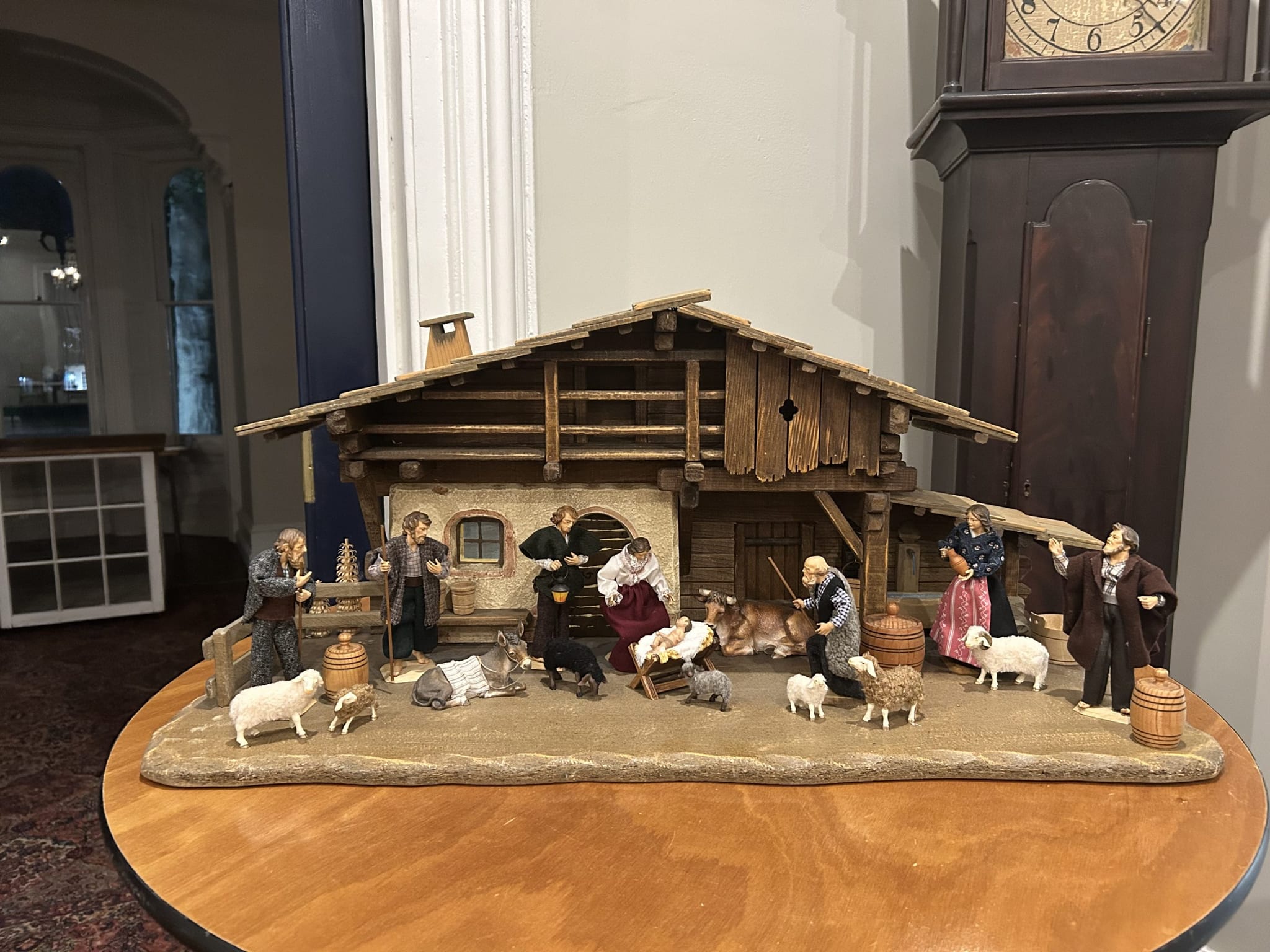The Tyrolean Tabia Nativity, photograph 7