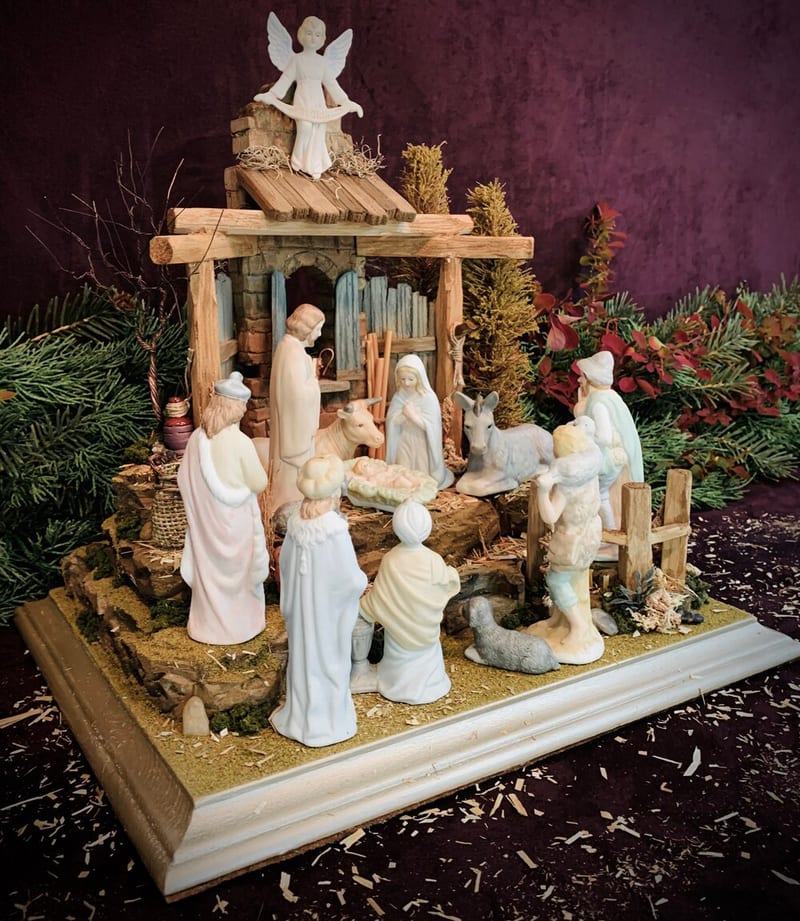 The Porcelain Portrayal, photograph 2
